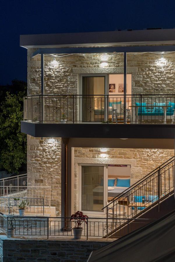 Efkosmias Apartments Pitsidia Exterior photo